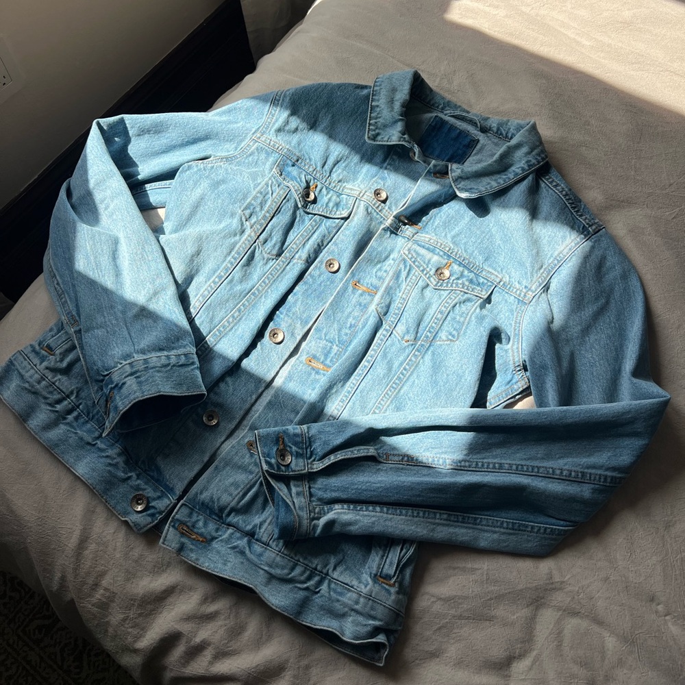 BDG Urban Outfitters Light Blue Denim Jacket